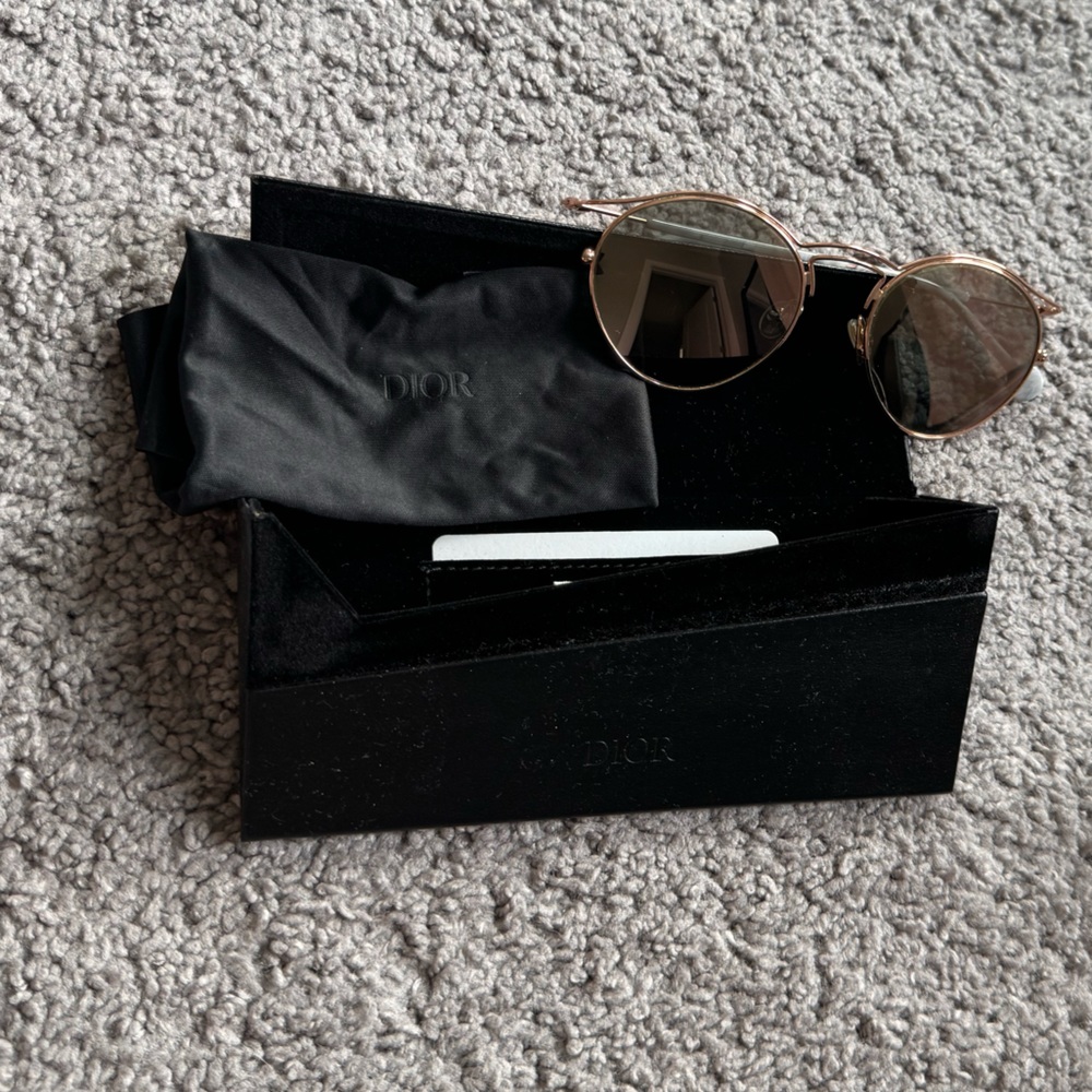 DIOR sunglasses - Picture 3 of 3